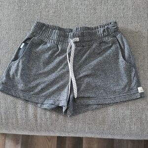 Vuori Gray Halo Shorts size XS